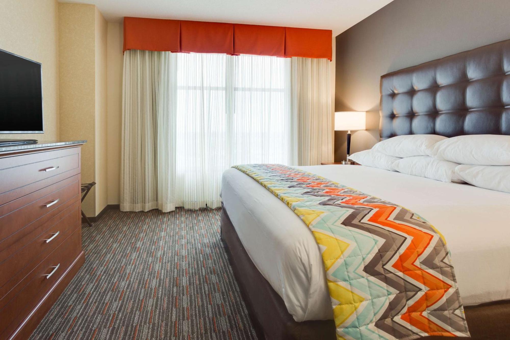 Drury Inn & Suites Fort Myers Airport Fgcu Eksteriør bilde
